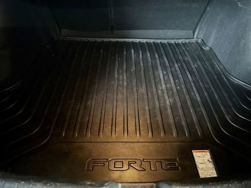 Used 2023 Kia Forte GT-Line image 28