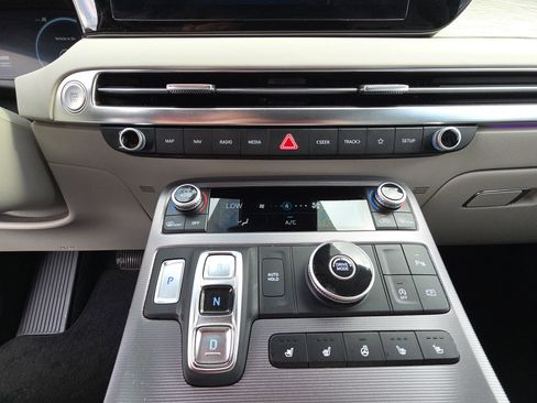 Used 2024 Hyundai Palisade Calligraphy FWD image 23