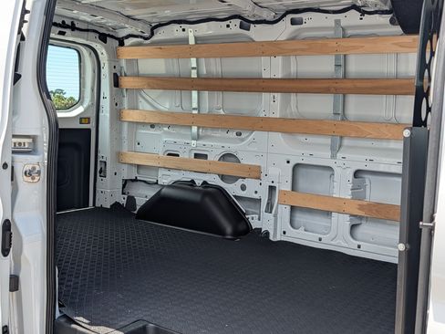 Used 2025 Ford Transit 250 Low Roof w/ Exterior Upgrade Package RWD image 15