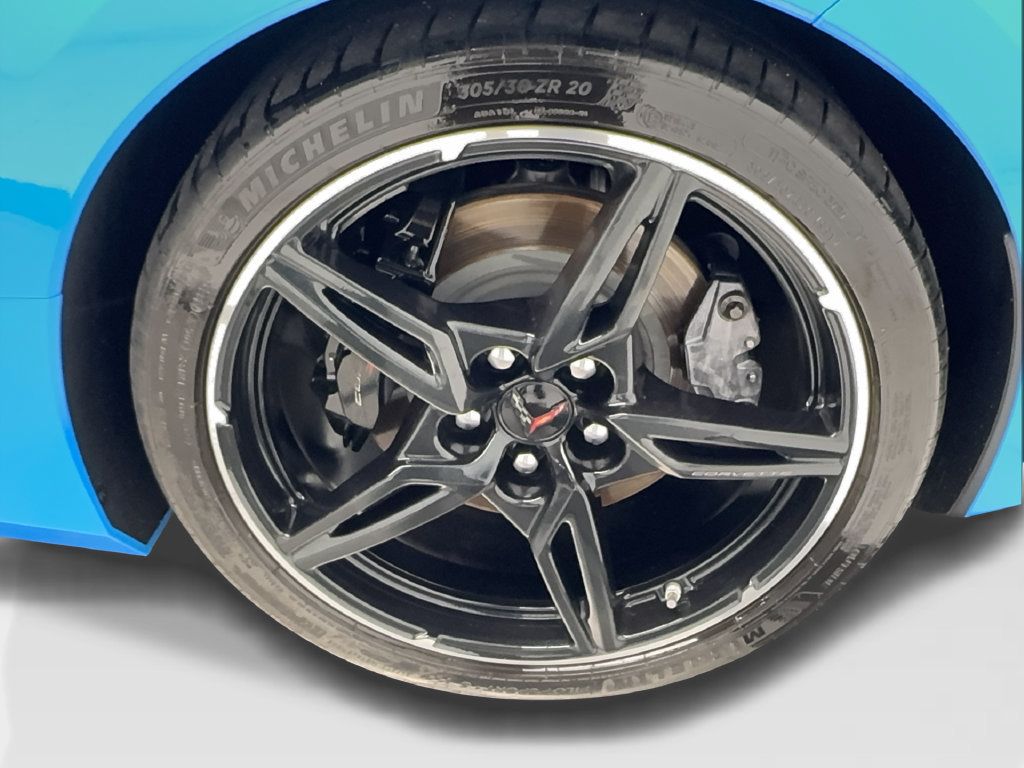 Used 2023 Chevrolet Corvette Stingray Convertible w/ Z51 Performance Package RWD image 17