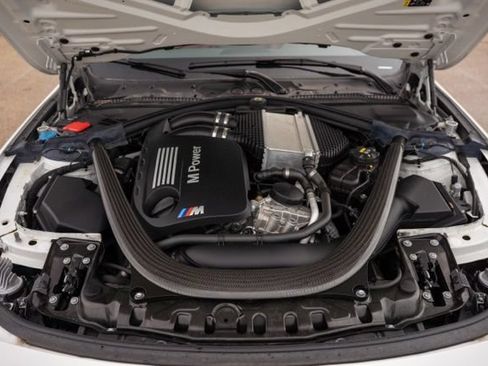 Used 2018 BMW M3 RWD image 27