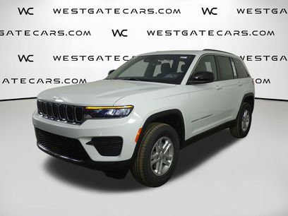New 2025 Jeep Grand Cherokee Laredo