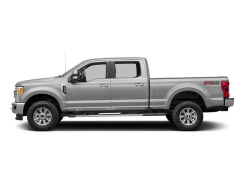Used 2017 Ford F250 XLT w/ XLT Value Package AWD/4WD image 3