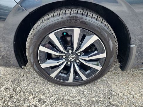 Used 2022 Honda Civic EX-L image 12