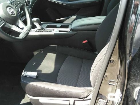 Used 2024 Nissan Sentra SV FWD image 5