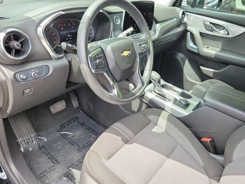 Used 2025 Chevrolet Blazer LT FWD image 25