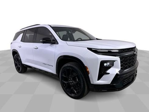 New 2026 Chevrolet Traverse RS w/ LPO, Floor Liner Package image 2