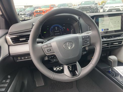 Certified 2026 Toyota Camry SE image 11