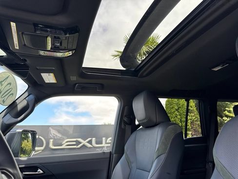 Certified 2024 Lexus GX 550 AWD/4WD image 13