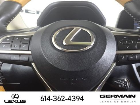 Certified 2022 Lexus RX 350L Premium w/ Premium Package AWD/4WD image 22