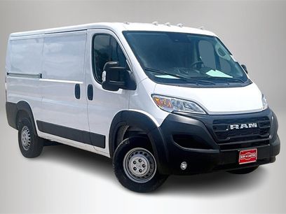 New 2024 RAM ProMaster 2500 w/ Convenience Group