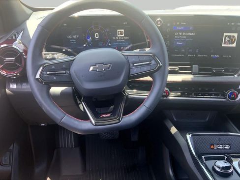 Used 2026 Chevrolet Equinox RS w/ Safety and Technology Package FWD image 6