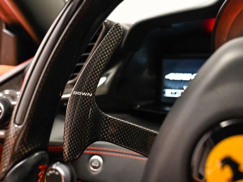 Used 2018 Ferrari 488 GTB RWD image 39
