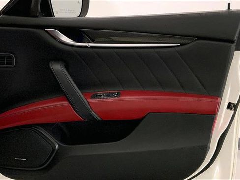 Used 2021 Maserati Ghibli S GranSport Q4 image 25