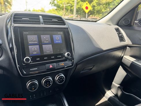 Used 2021 Mitsubishi Outlander Sport SE FWD image 26