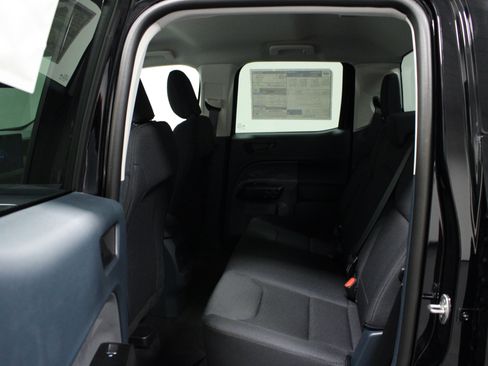 New 2026 Ford Maverick XL AWD/4WD image 13