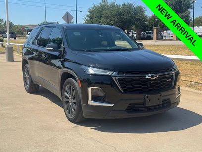 Used 2023 Chevrolet Traverse RS