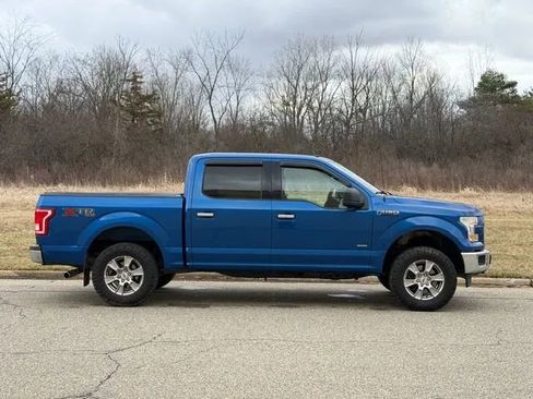 Used 2017 Ford F150 XLT w/ XTR Package image 38