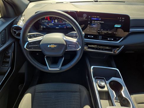 Used 2026 Chevrolet Equinox LT FWD image 14