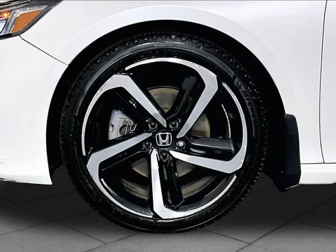 Used 2021 Honda Accord Sport image 10
