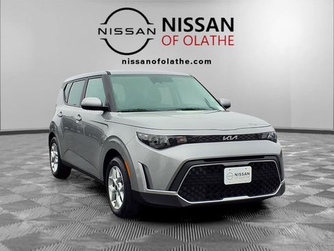 Used 2025 Kia Soul LX w/ LX Technology Package image 27