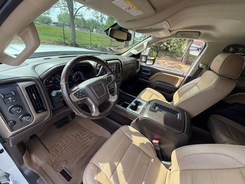 Used 2018 GMC Sierra 3500 Denali w/ Duramax Plus Package AWD/4WD image 22