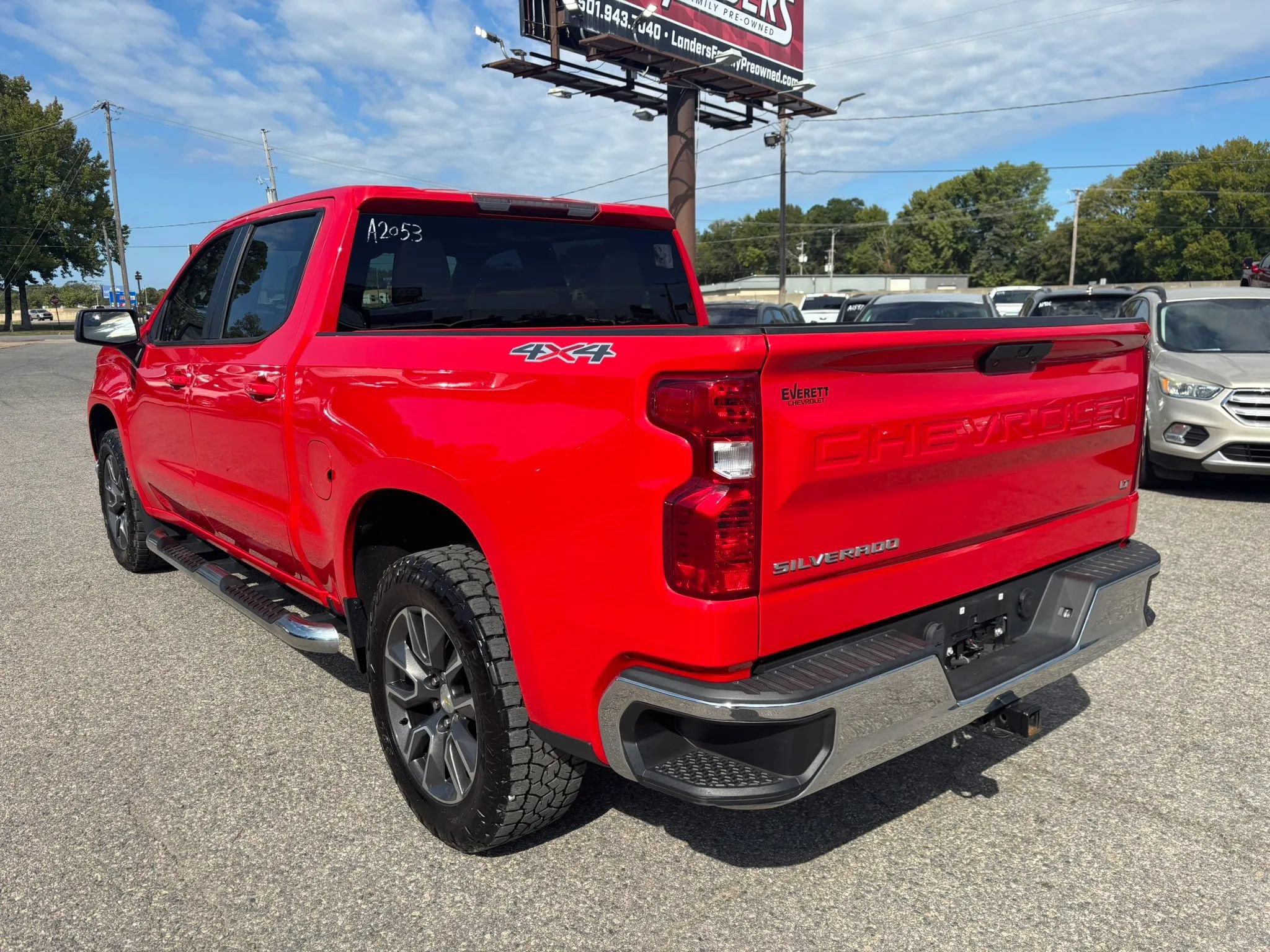 Used 2021 Chevrolet Silverado 1500 LT w/ Bed Protection Package AWD/4WD image 3