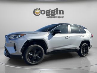 Used 2020 Toyota RAV4 XSE video 1