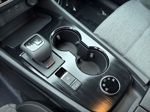 Certified 2023 Nissan Rogue SV AWD/4WD image 18