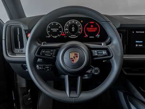 Certified 2025 Porsche Cayenne AWD/4WD image 20