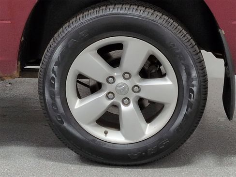 Used 2013 RAM 1500 Express image 14