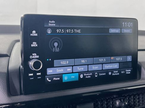 Used 2024 Honda CR-V EX-L image 14