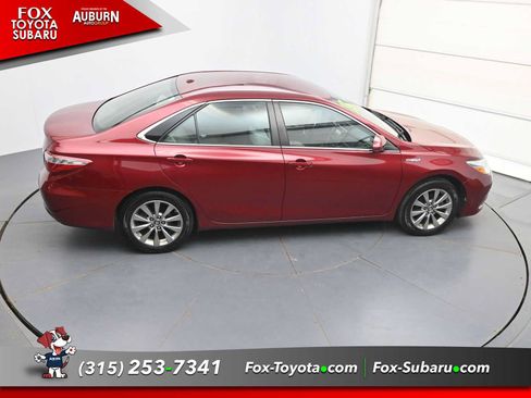 Used 2015 Toyota Camry XLE FWD image 28