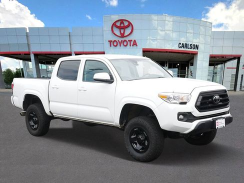 Certified 2023 Toyota Tacoma SR AWD/4WD image 2