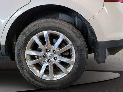 Used 2013 Ford Edge Limited FWD image 32