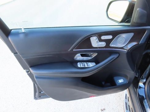 Used 2020 Mercedes-Benz GLE 350 4MATIC image 28
