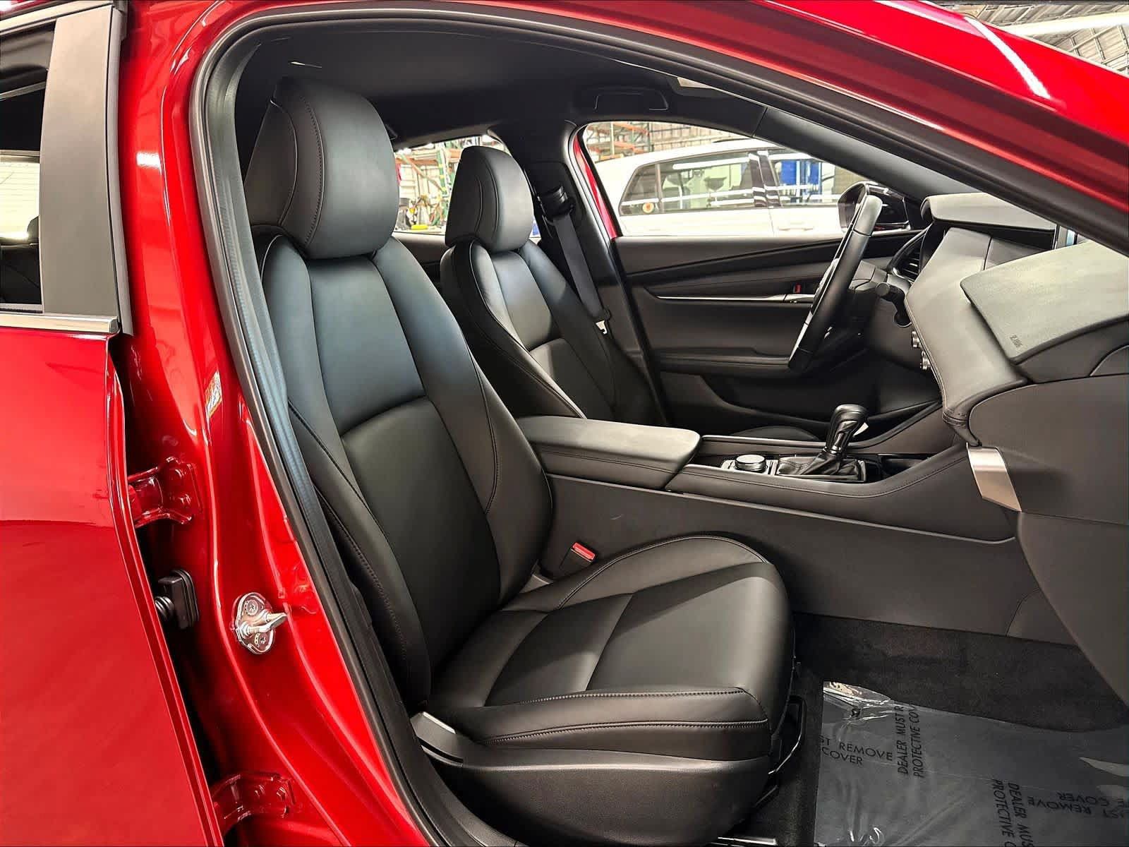 Used 2024 MAZDA MAZDA3 s FWD image 30