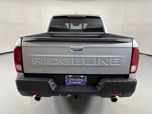 Used 2025 Honda Ridgeline RTL image 7