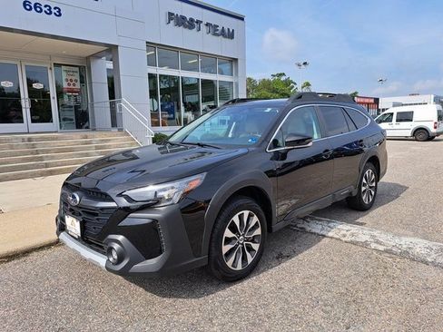 Certified 2025 Subaru Outback Limited AWD/4WD image 2