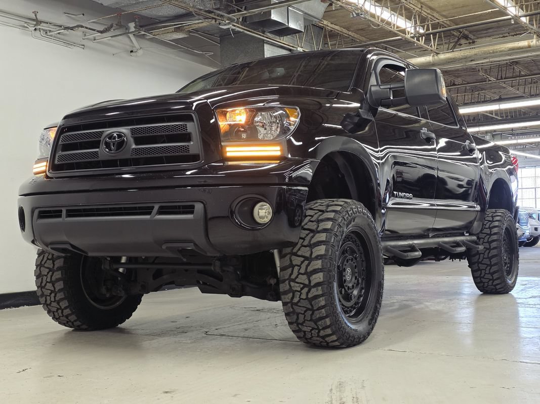 Used 2012 Toyota Tundra 4x4 CrewMax w/ SR5 Pkg image 15