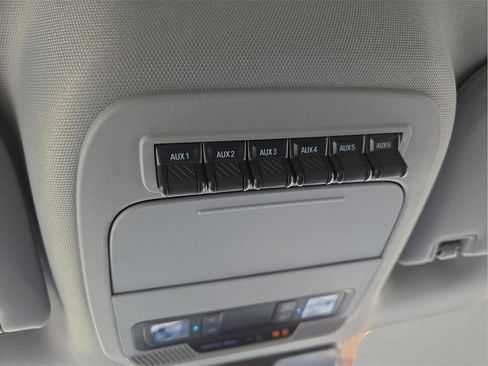 New 2025 Ford F250 XLT w/ FX4 Off-Road Package image 16