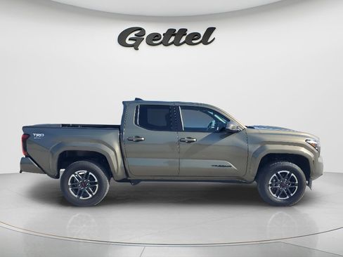 Certified 2025 Toyota Tacoma TRD Sport w/ TRD Sport Upgrade Package image 11