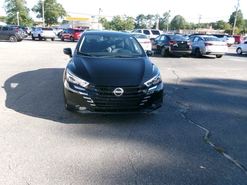 Used 2025 Nissan Versa SV FWD image 13