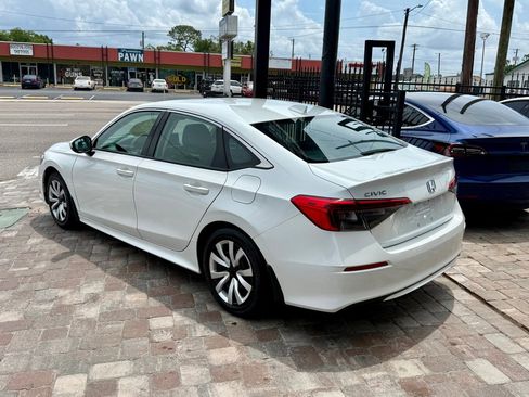 Used 2023 Honda Civic LX image 7