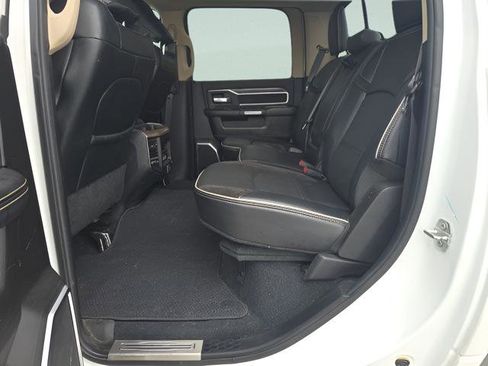 Used 2019 RAM 2500 Laramie image 11