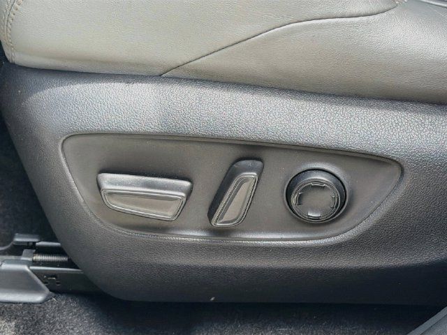 Used 2021 Toyota Venza Limited AWD/4WD image 24
