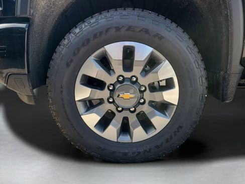 New 2026 Chevrolet Silverado 2500 Custom w/ Custom Value Package AWD/4WD image 34