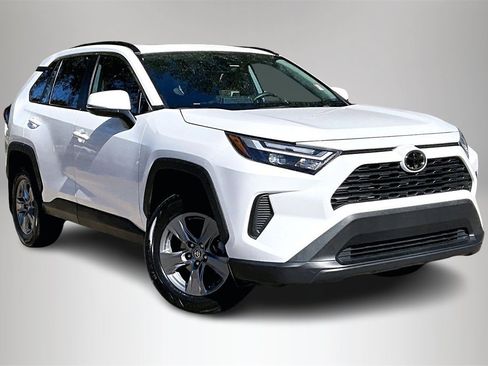 Used 2024 Toyota RAV4 XLE image 2