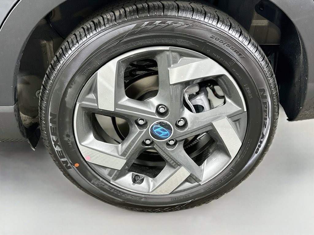 New 2026 Hyundai Venue SEL FWD image 21