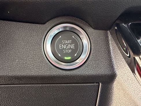 New 2026 Chevrolet Traverse LT image 24